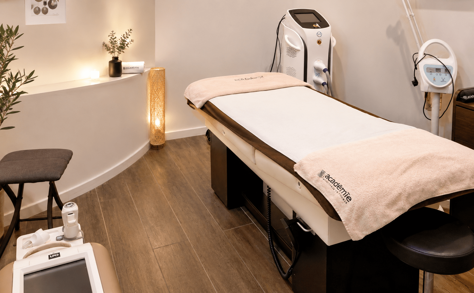 Cabine de soins et espace détente de Laura Esthetique à Vitry-sur-Seine