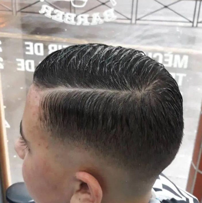 une coupe de Coiffeur grand ciel chez abdel